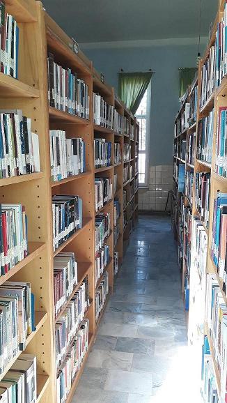 بخش مخزن کتابخانه