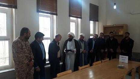 تقدیرامام جمعه وبخشدارمحترم ازکتابدار کتابخانه عمومی شهدای یاسوکند
